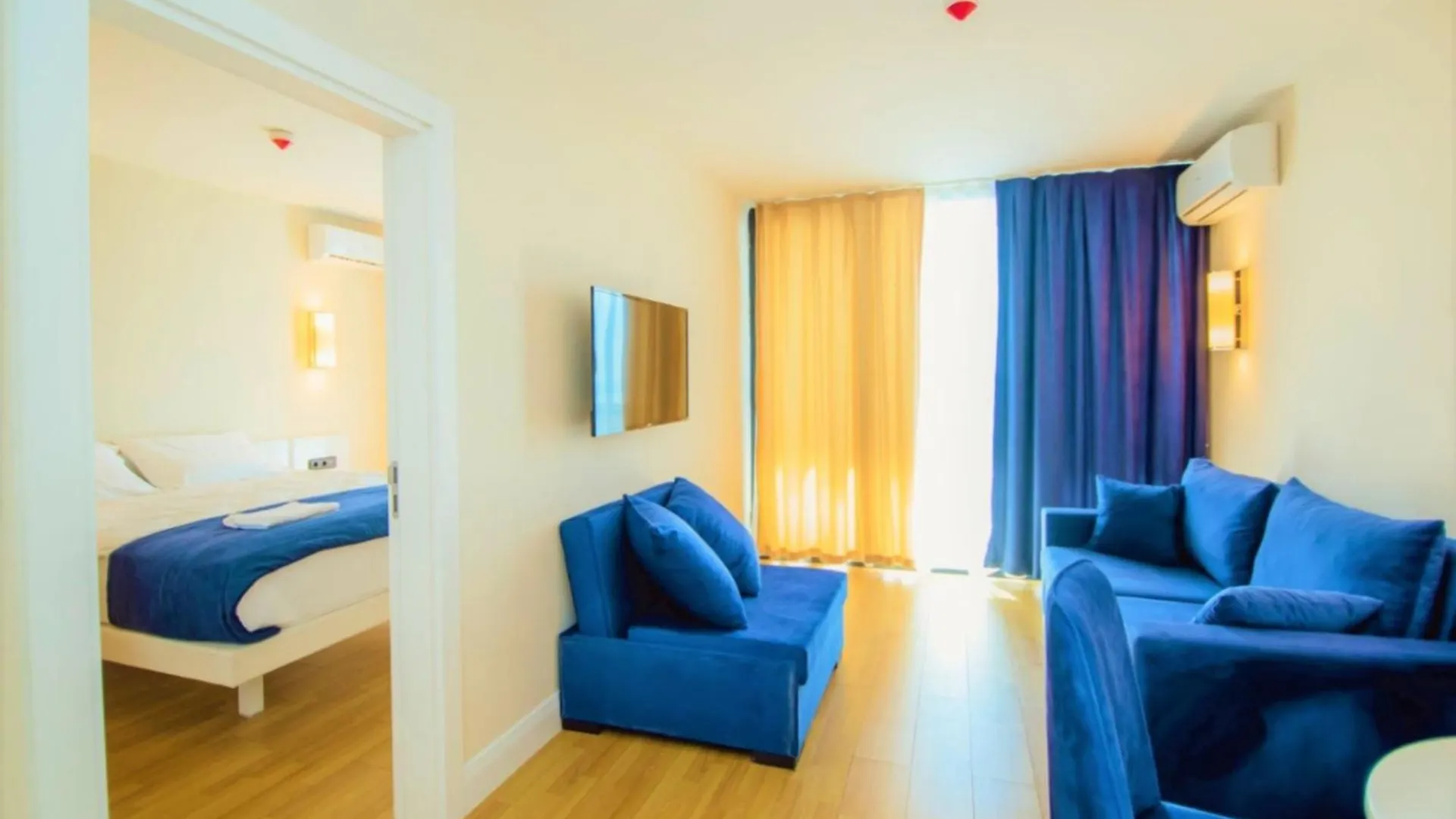 Panorama Sea View Hotel In City Batumi 5*,  Georgien